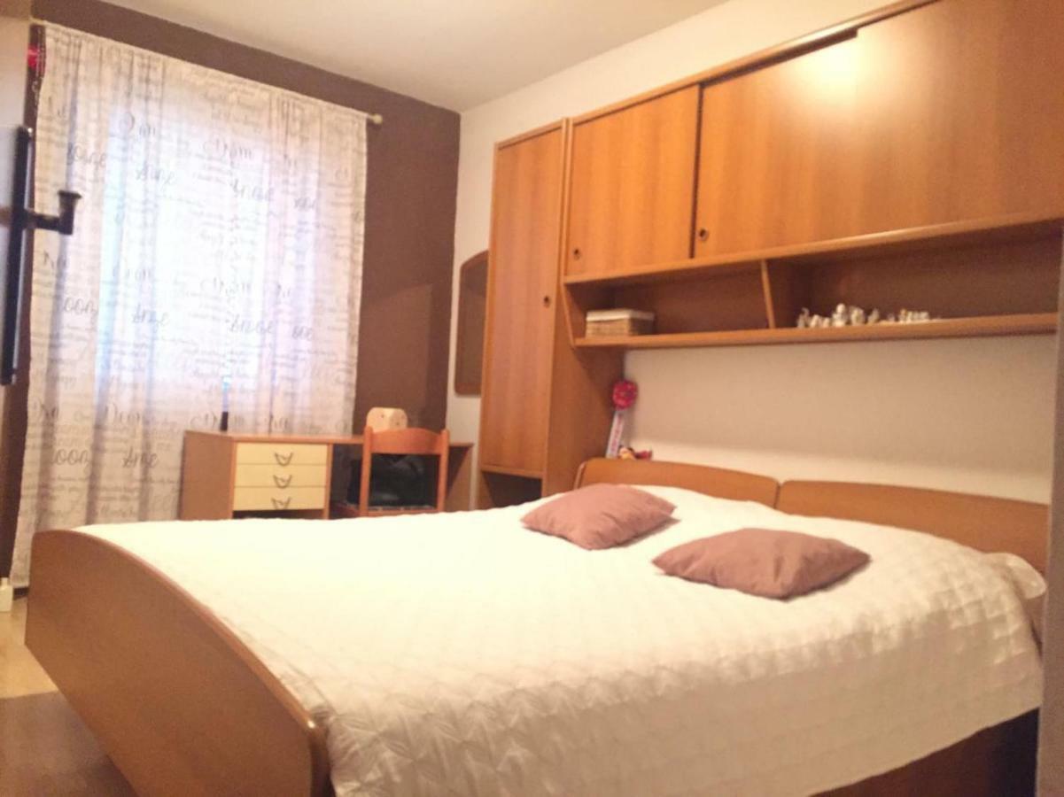 Apartment Stela Rab Town Luaran gambar